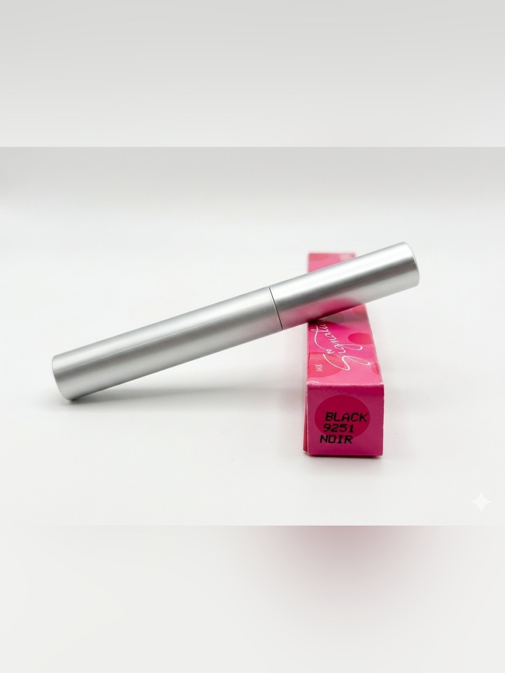 Mary Kay Signature Liquid Eyeliner Black Shade #9251 Discontinued New in Box New